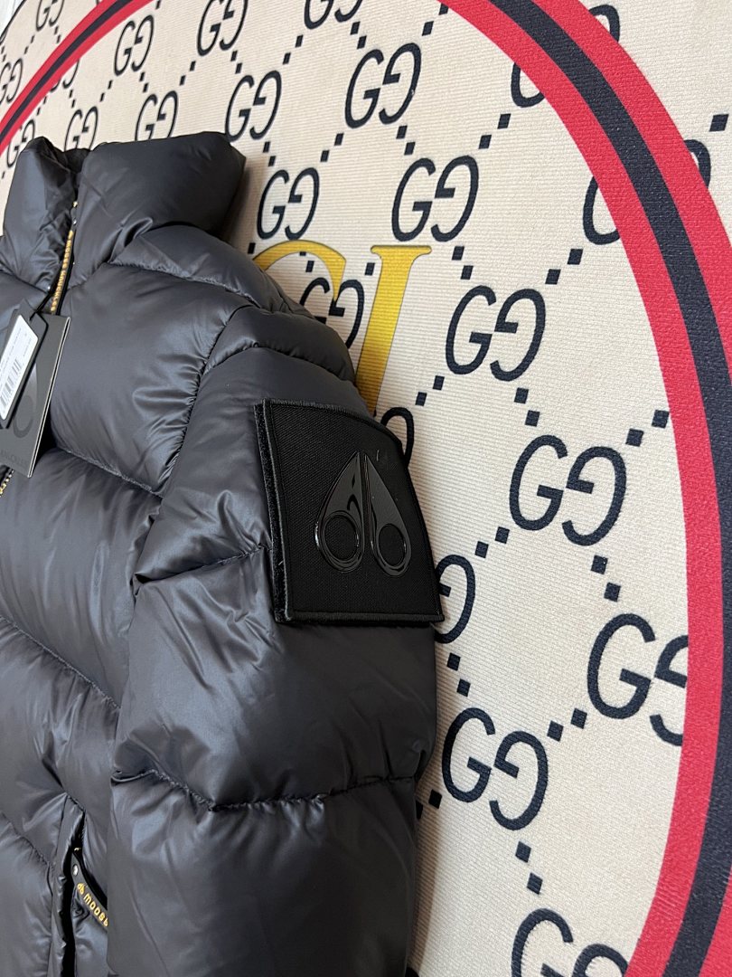 Moose Knuckles Black Classic Down Jacket