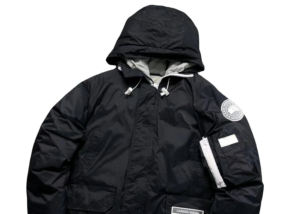 Canada Goose Black Expedition Down Parka