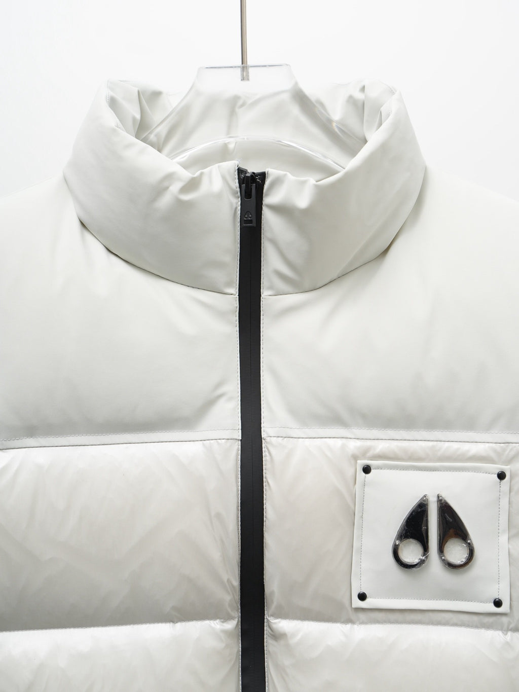Moose Knuckles White Stelton Puffer Vest